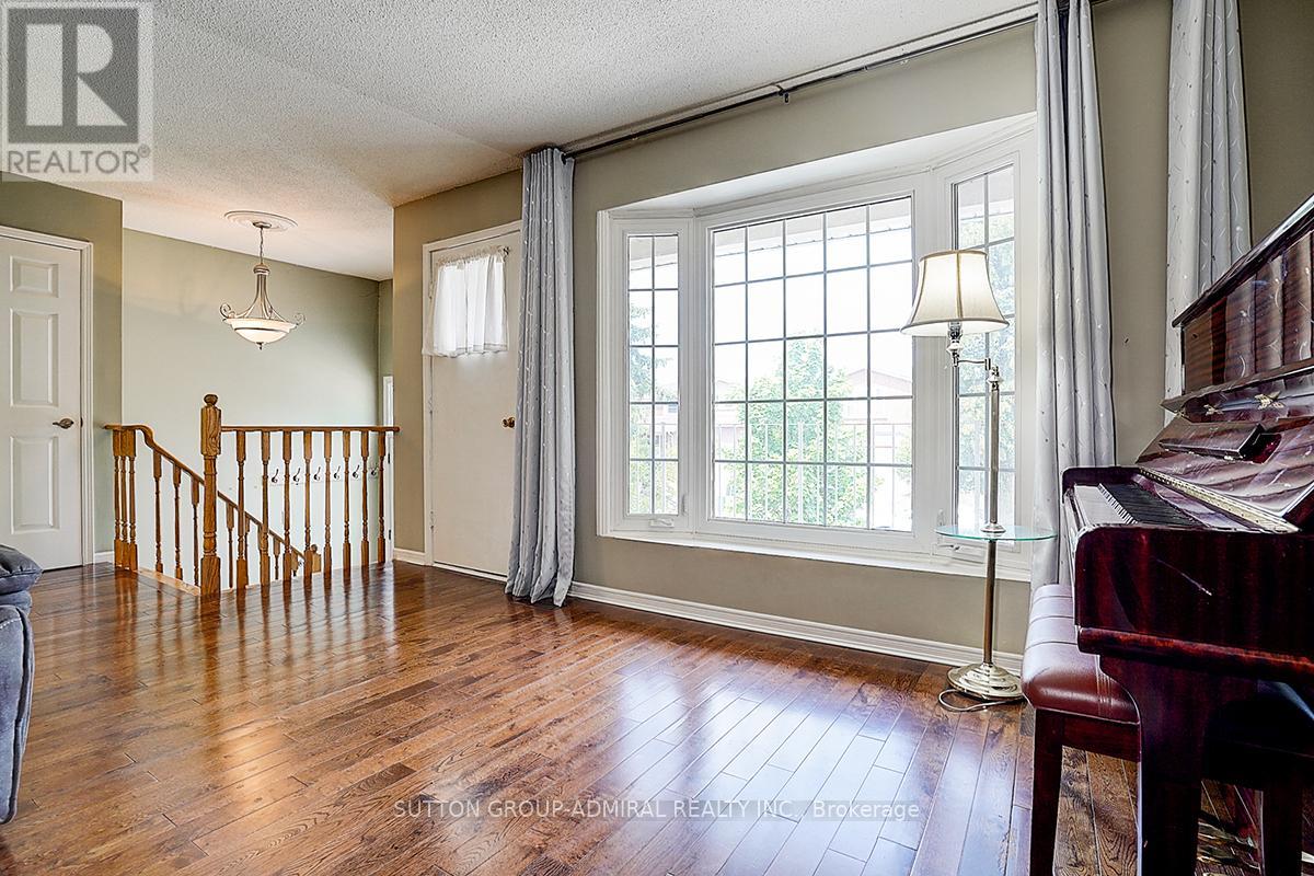 167 Wade Gate, Vaughan, Ontario  L4J 5X7 - Photo 13 - N12291394