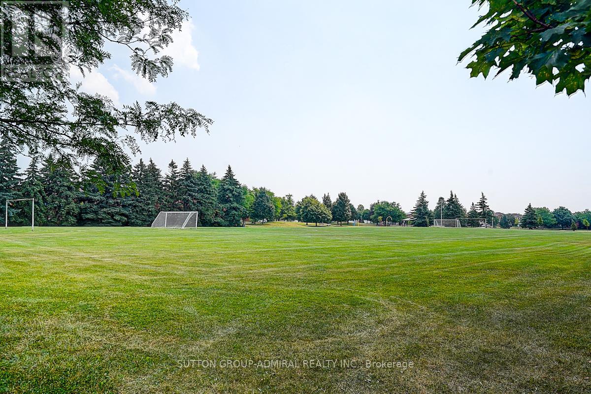 Property at 167 WADE GATE image 3