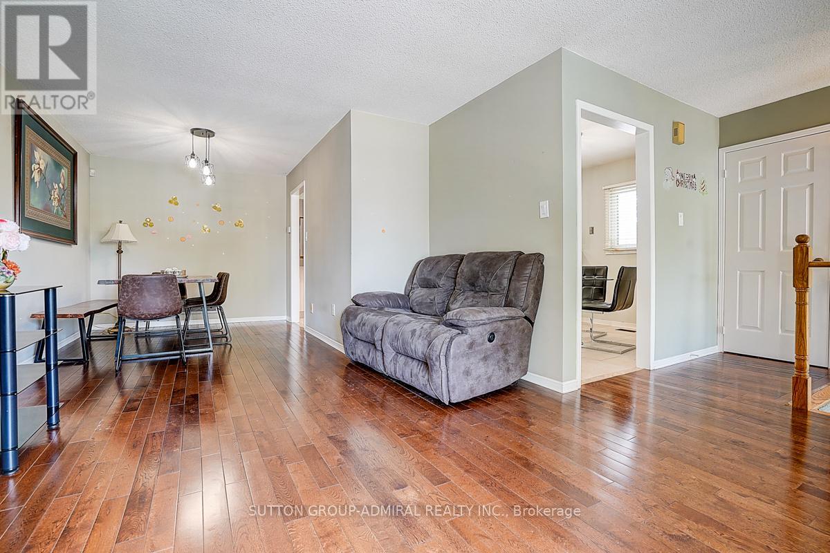 167 Wade Gate, Vaughan, Ontario  L4J 5X7 - Photo 9 - N12291394