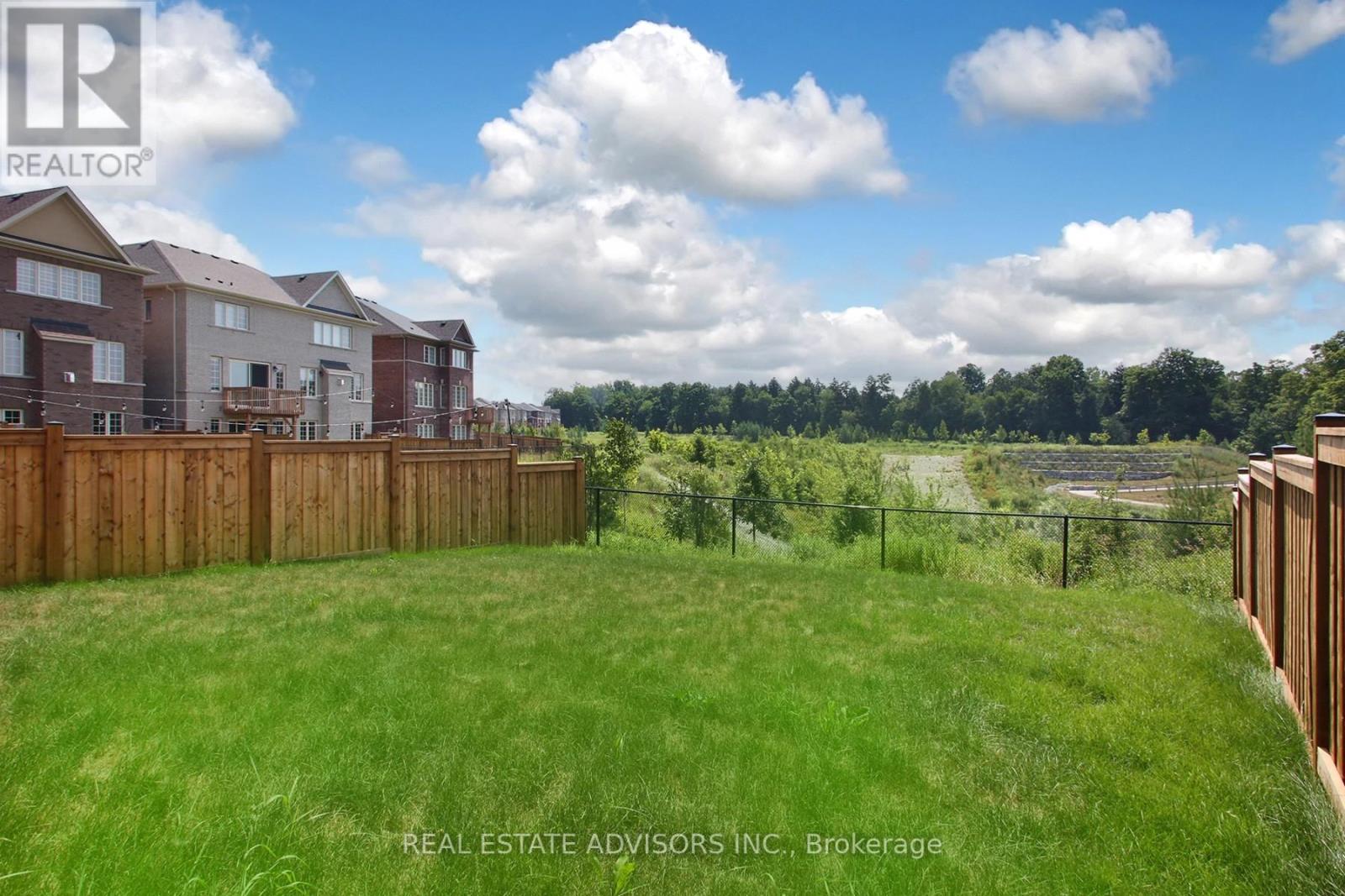289 Ben Sinclair Avenue, East Gwillimbury, Ontario  L9N 0Z1 - Photo 25 - N12291396