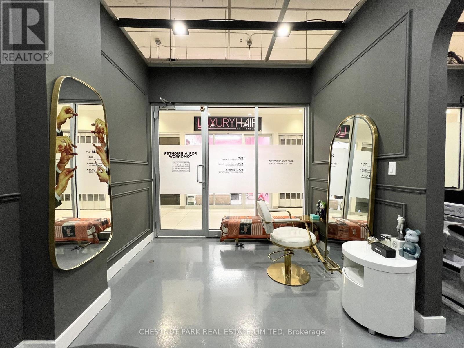 208 - 7181 Yonge Street, Markham, Ontario  L3T 0C7 - Photo 10 - N12291503