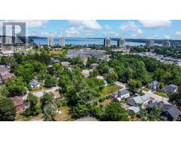 40 PERRY STREET, Barrie, Ontario