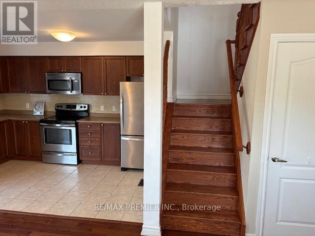 25 Southwoods Crescent, Barrie, Ontario  L4N 9P8 - Photo 22 - S12291433