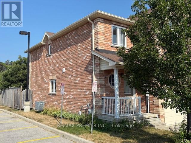 25 Southwoods Crescent, Barrie, Ontario  L4N 9P8 - Photo 4 - S12291433