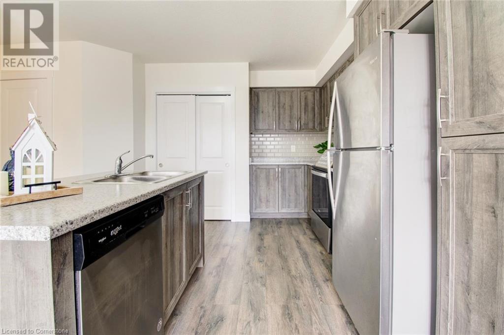 150 Rochefort Street Unit# E, Kitchener, Ontario  N2R 0P5 - Photo 14 - 40749812