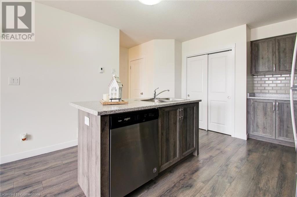 150 Rochefort Street Unit# E, Kitchener, Ontario  N2R 0P5 - Photo 15 - 40749812