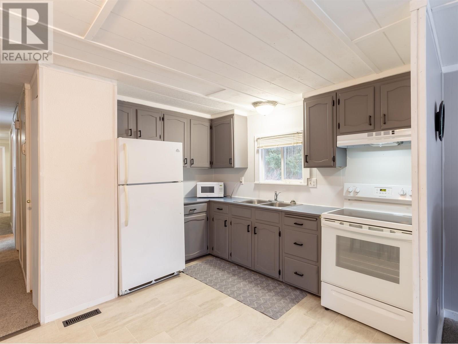 81 4430 16 Highway, Smithers, British Columbia  V0J 2N0 - Photo 6 - R2946233