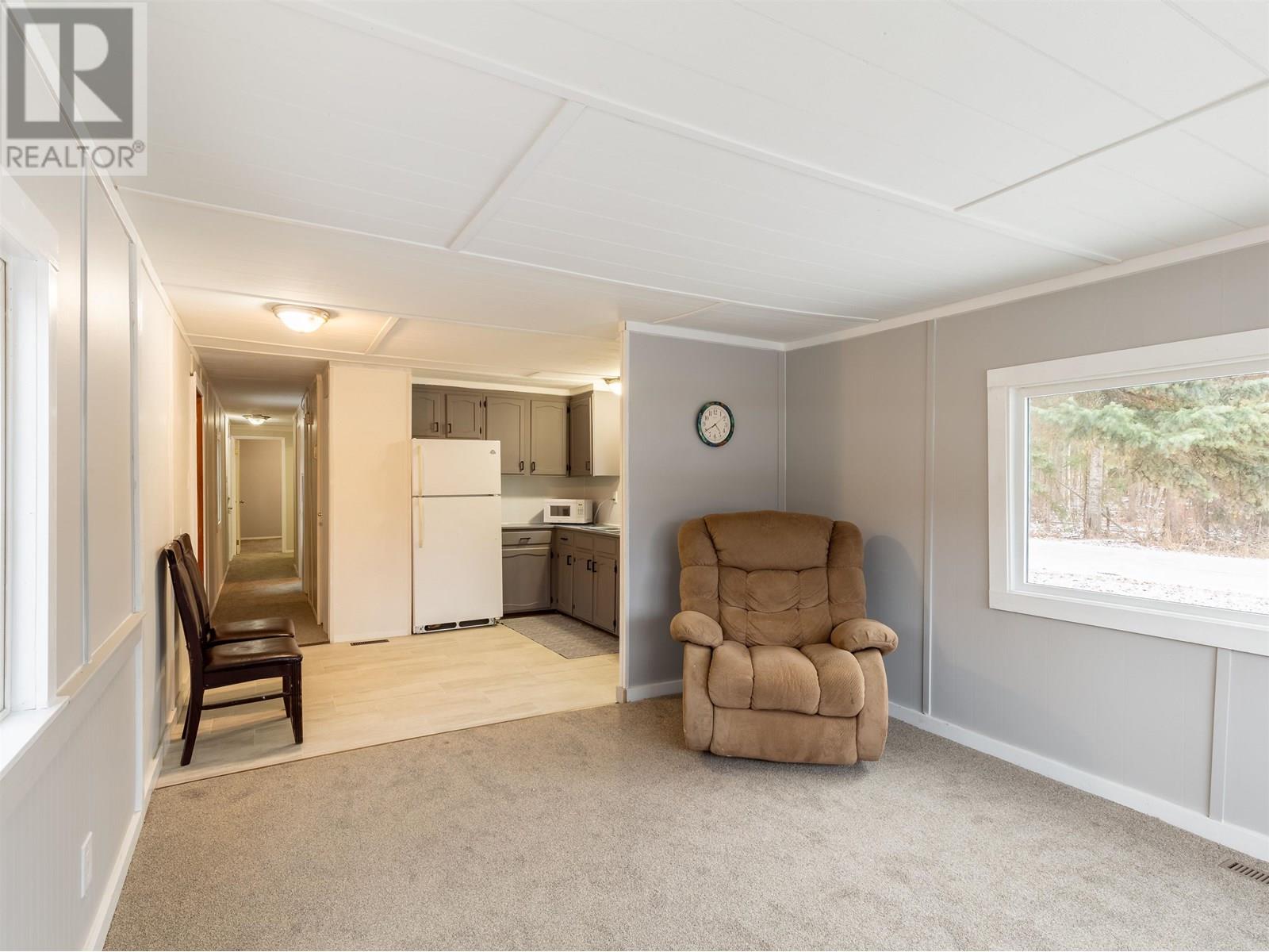 81 4430 16 Highway, Smithers, British Columbia  V0J 2N0 - Photo 5 - R2946233