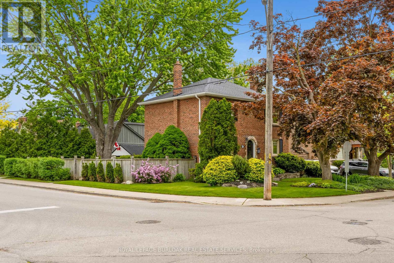 Property at 605 EMERALD STREET image 5