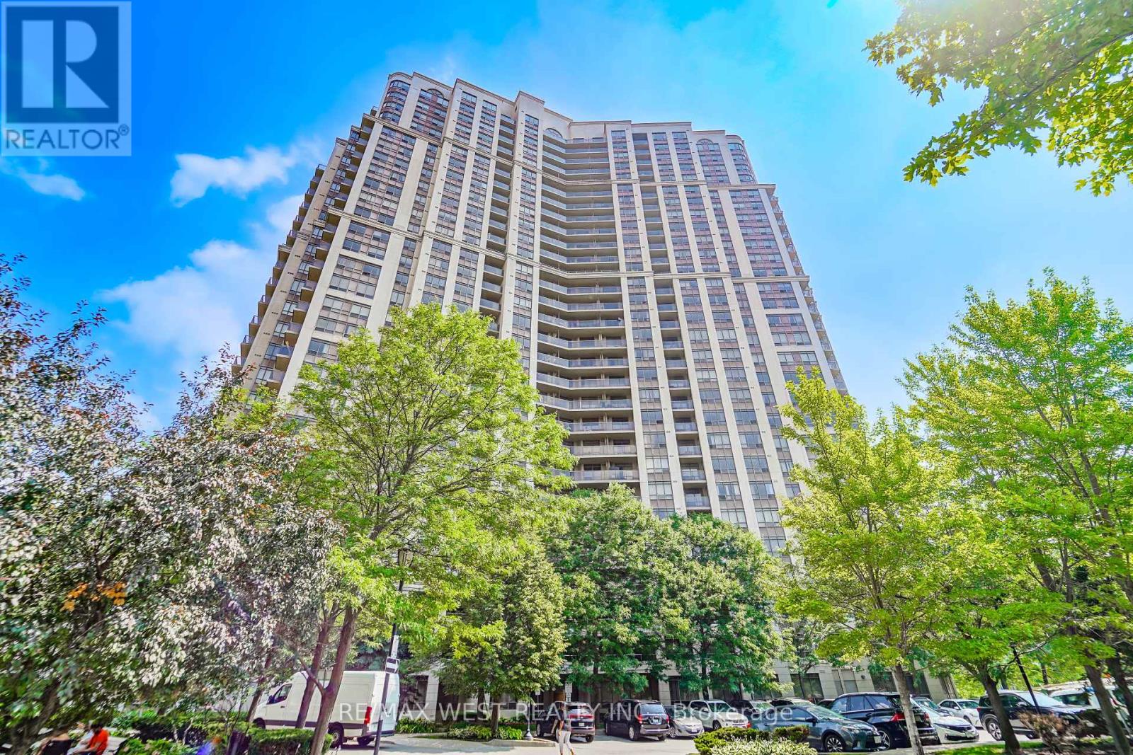 Property at 223 - 700 HUMBERWOOD BOULEVARD image 1