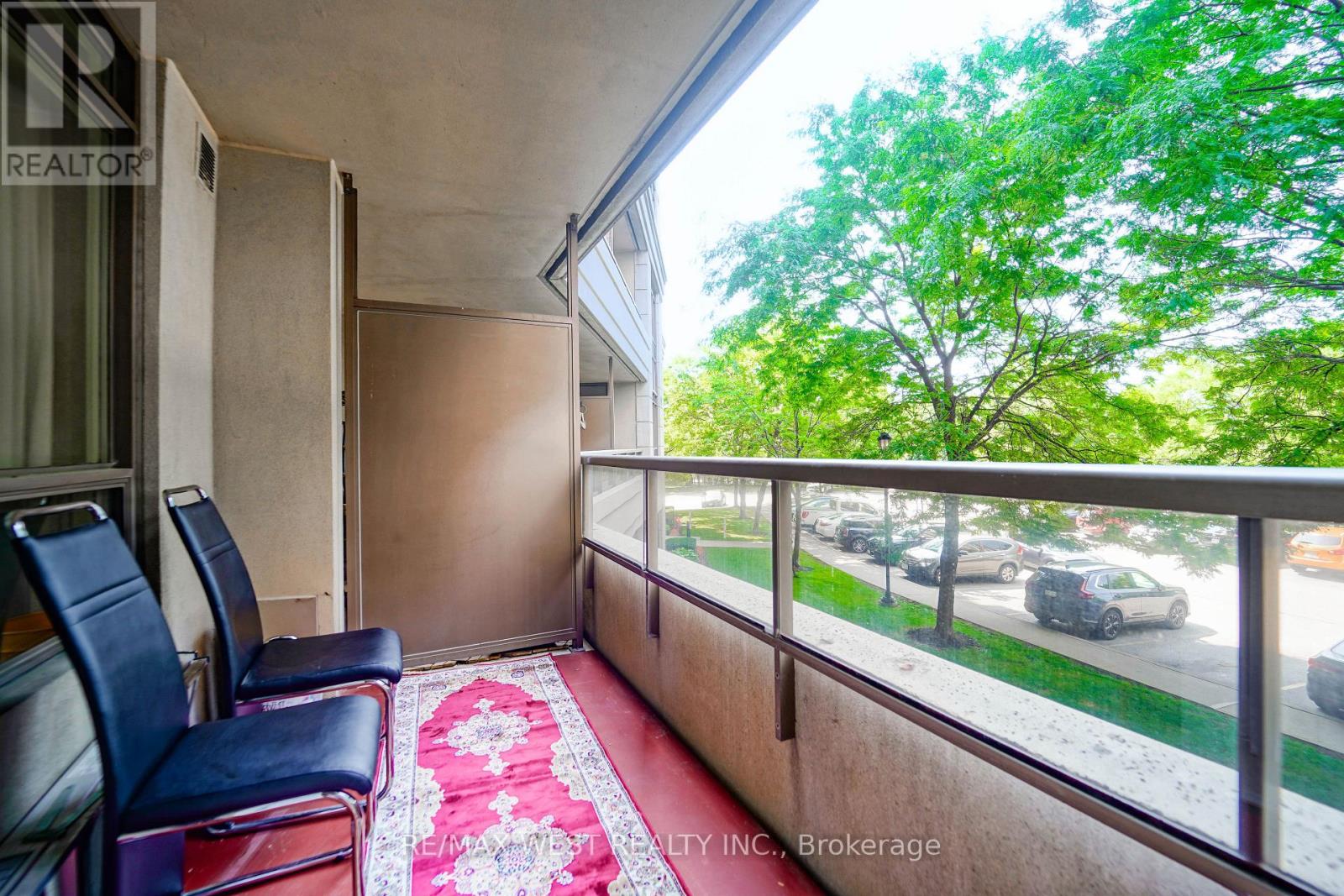 Property at 223 - 700 HUMBERWOOD BOULEVARD image 5