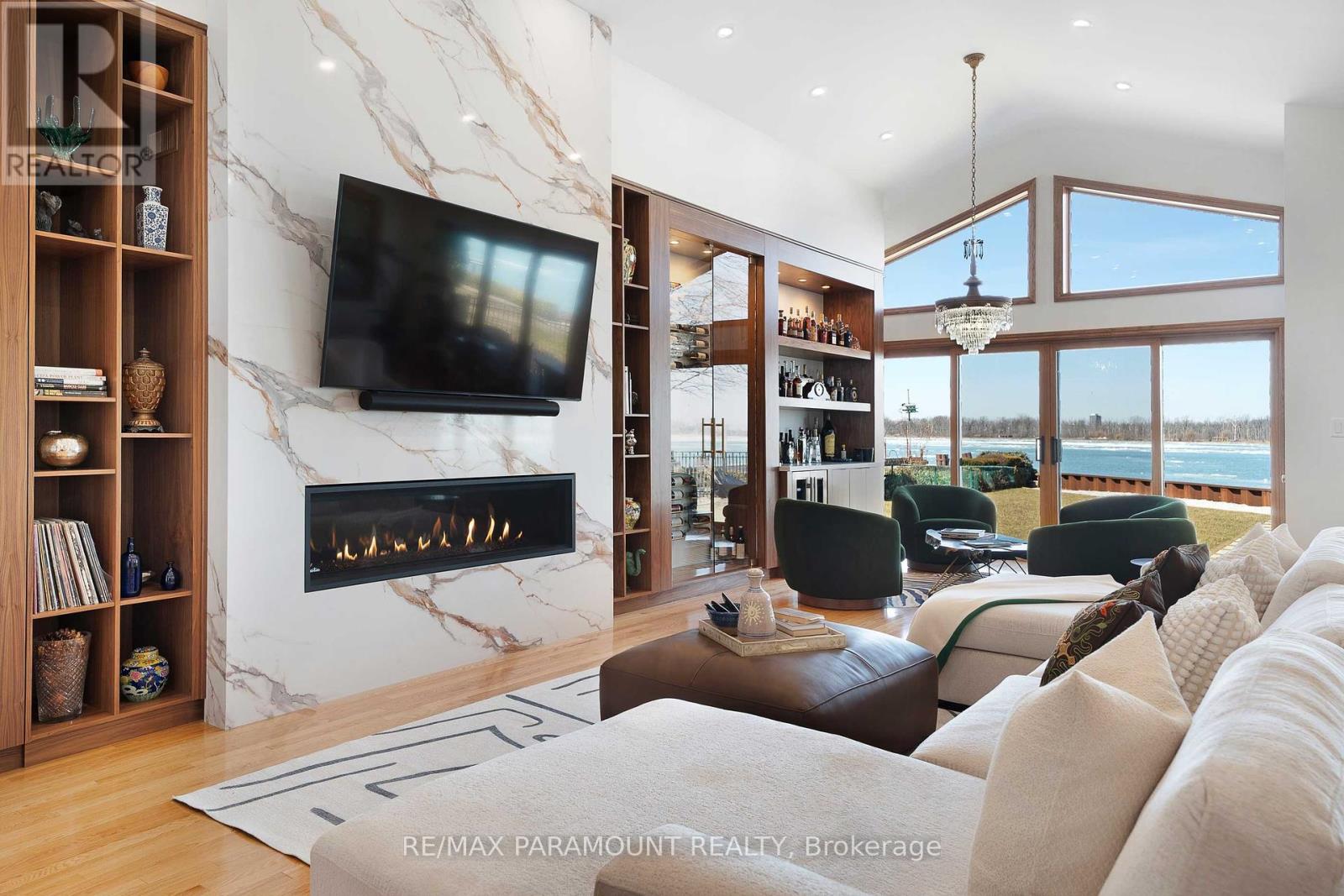 Property at 6446 RIVERSIDE DRIVE E image 3