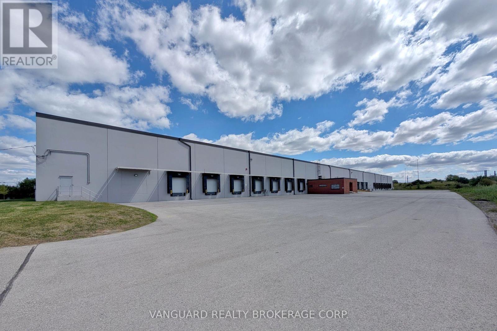 55 Doney Crescent, Vaughan, Ontario  L4K 1P6 - Photo 3 - N8103480