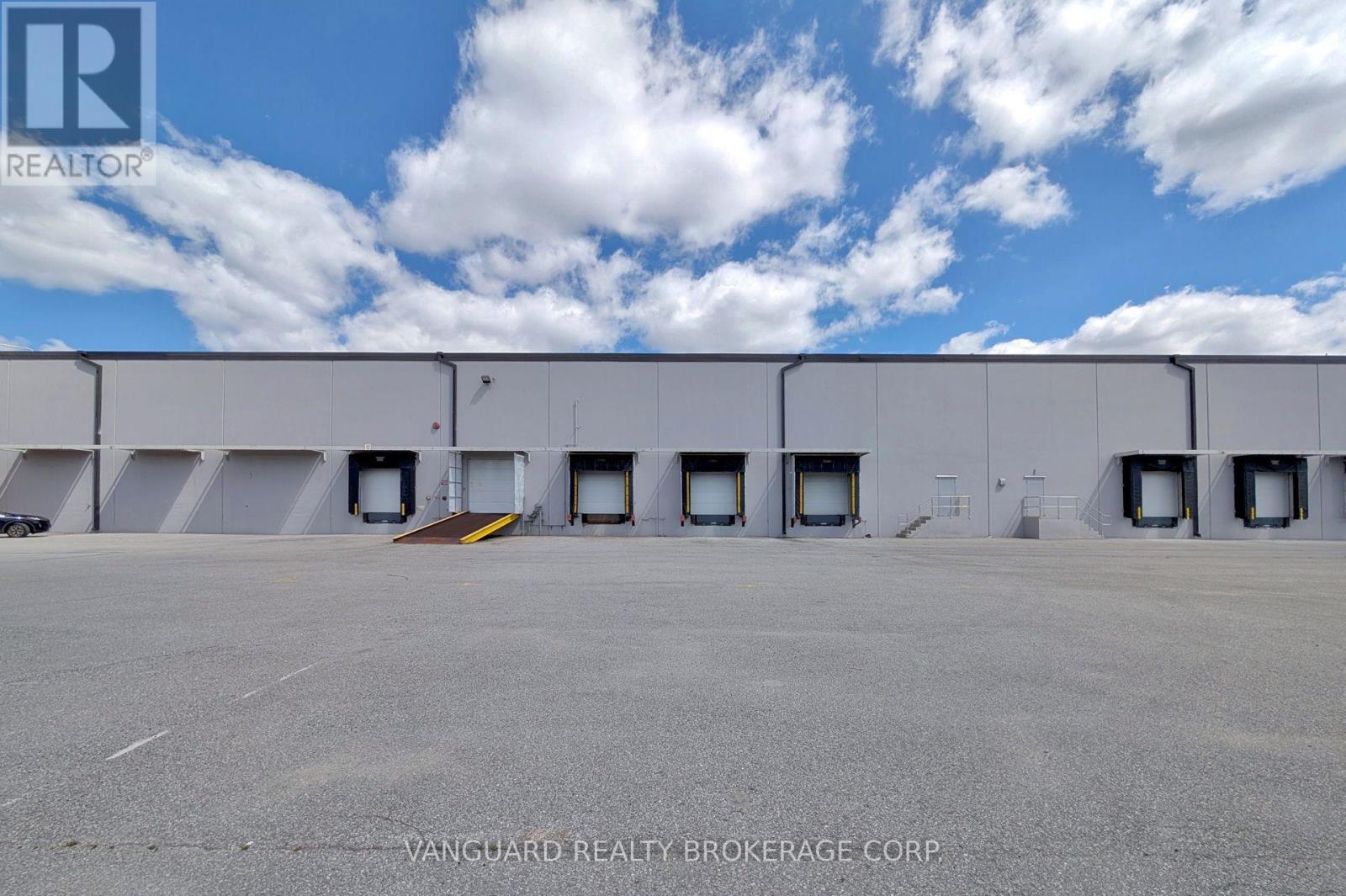 55 Doney Crescent, Vaughan, Ontario  L4K 1P6 - Photo 7 - N8103480