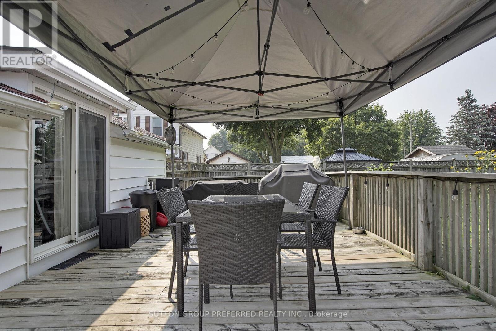 254 King Street, Southwest Middlesex, Ontario  N0L 1J0 - Photo 18 - X12291659