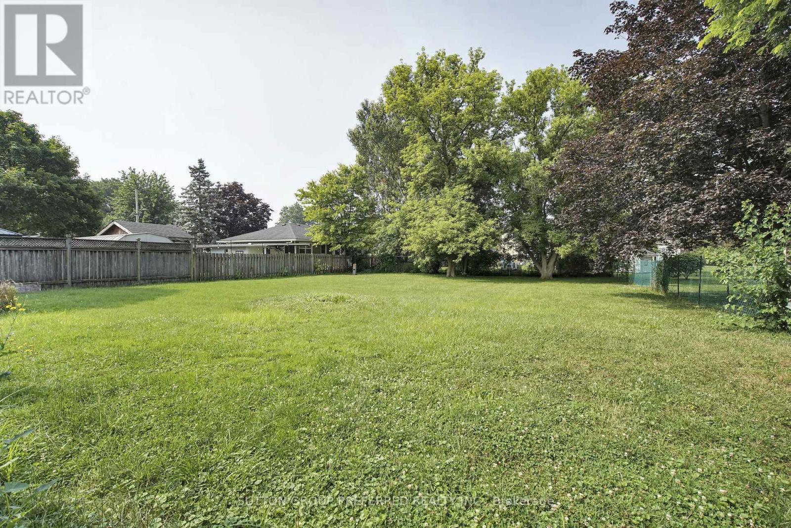 254 King Street, Southwest Middlesex, Ontario  N0L 1J0 - Photo 23 - X12291659