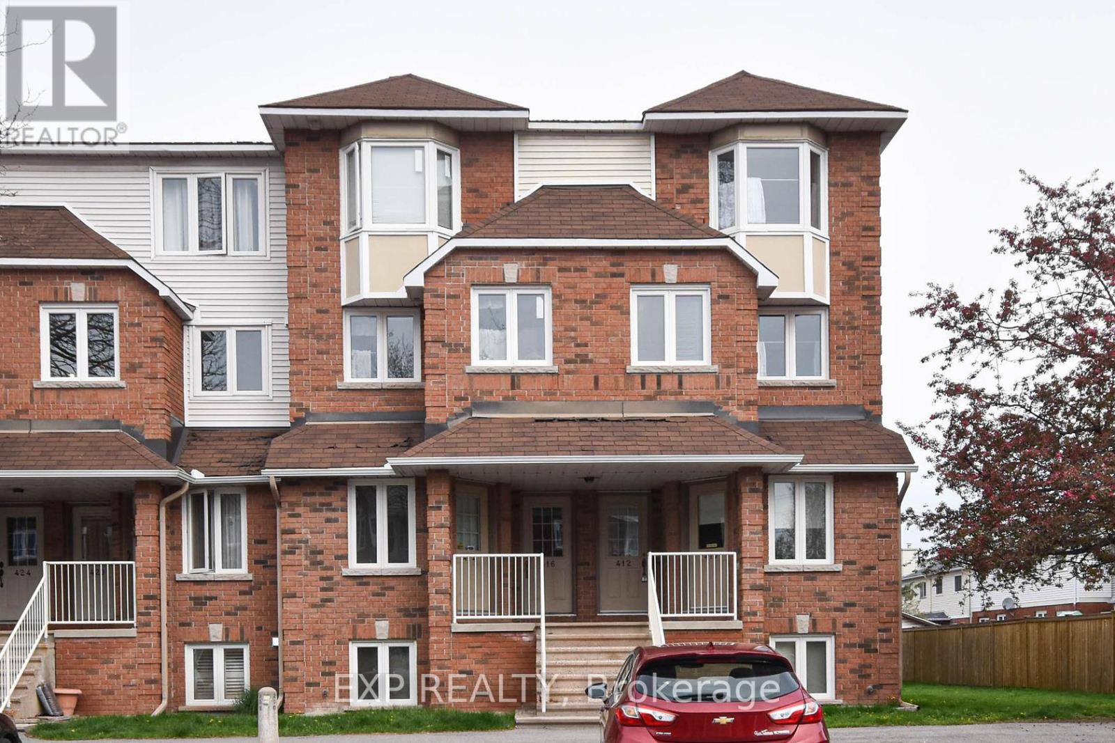 Property at 412 BRISTON PRIVATE image 1