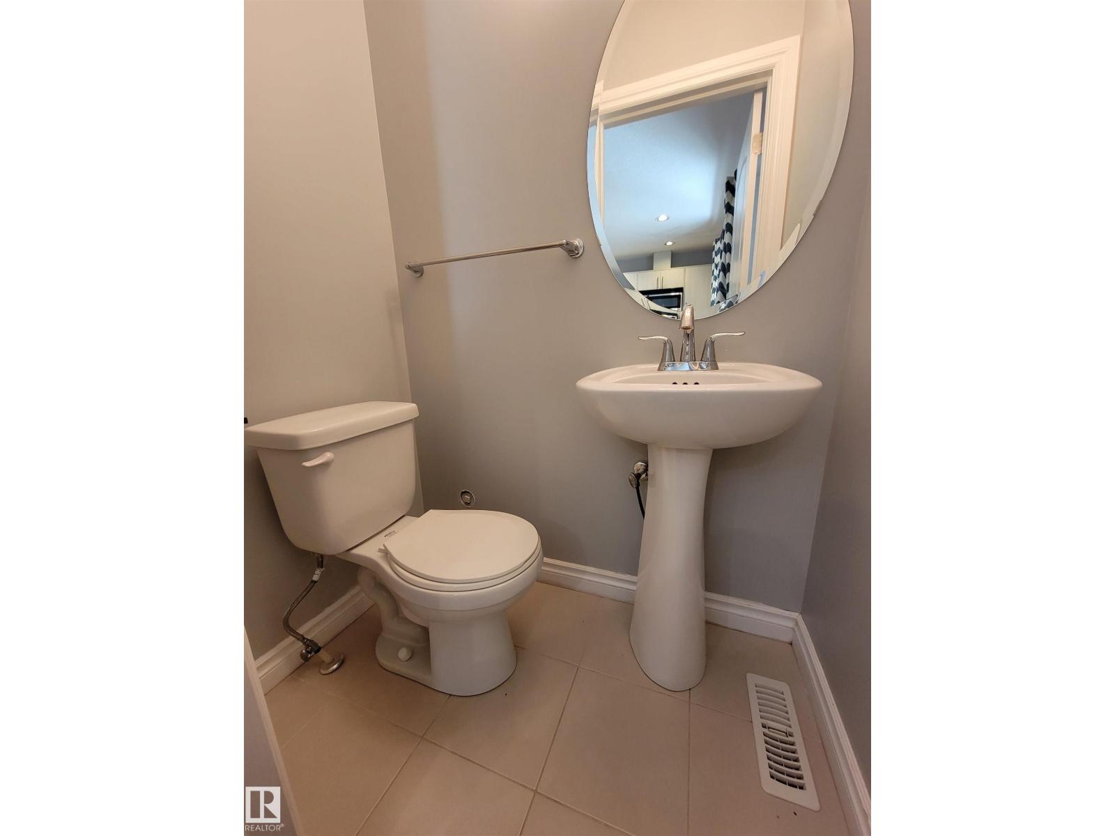 #1-4 8514 83 Av Nw, Edmonton, Alberta  T6C 1B1 - Photo 15 - E4448302