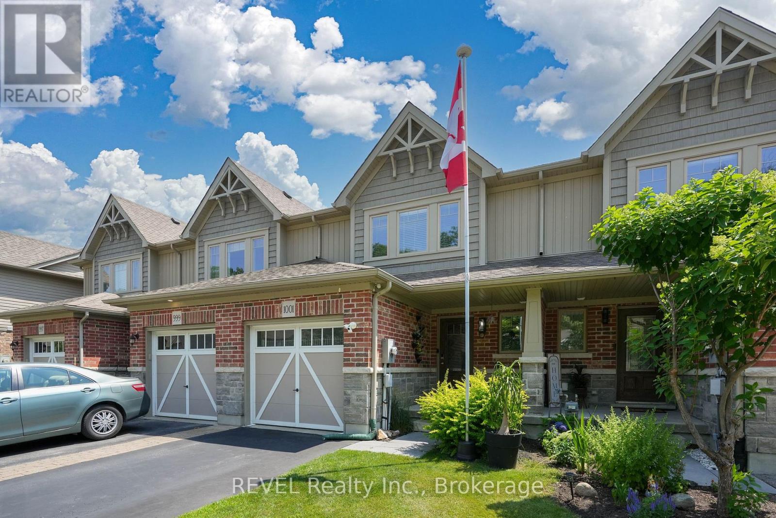 Property at 1001 COOK DRIVE image 3