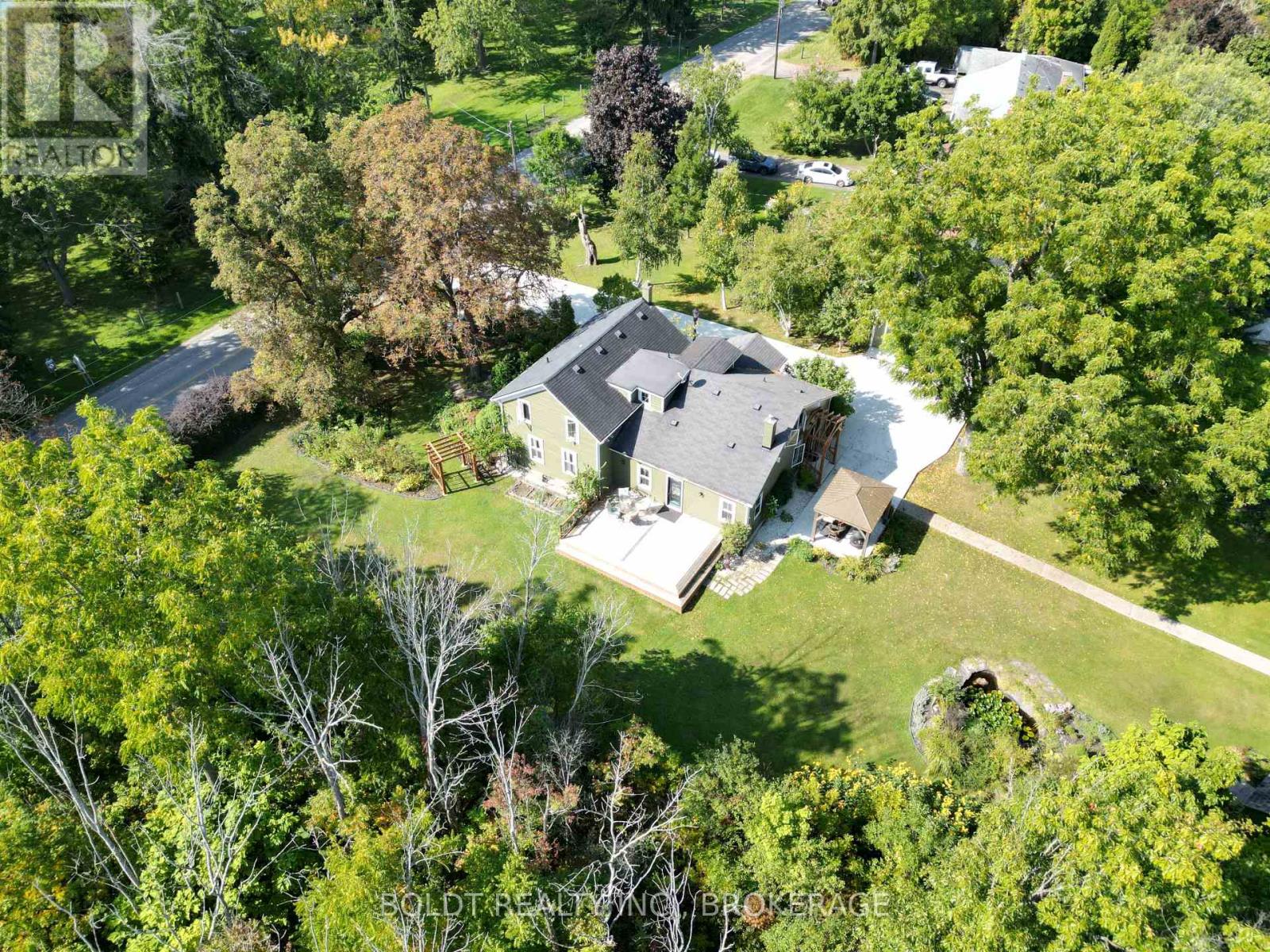 2440 Decew Road, Thorold, Ontario  L0S 1E6 - Photo 41 - X12291689
