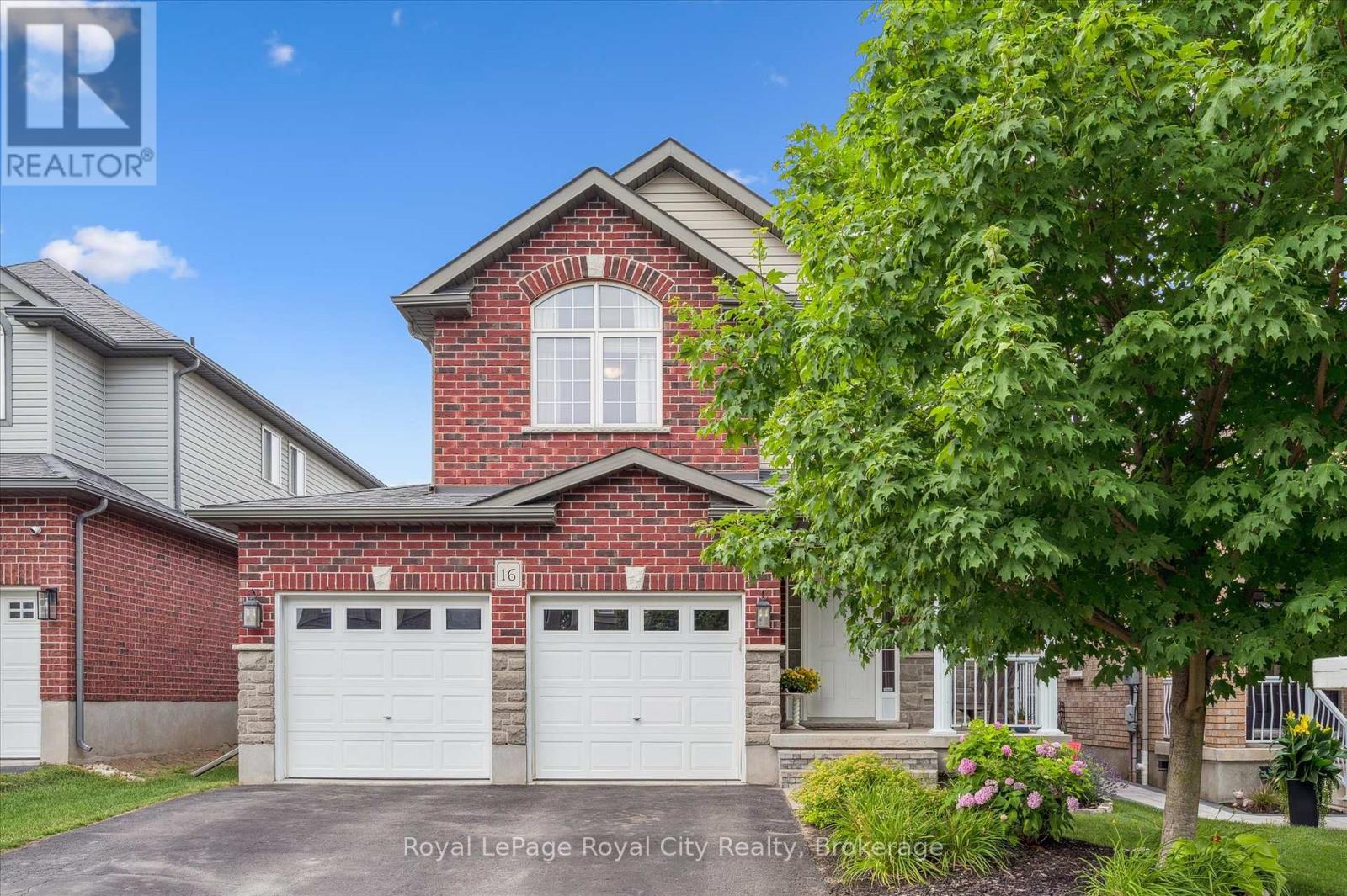Property at 16 CREIGHTON AVENUE image 1