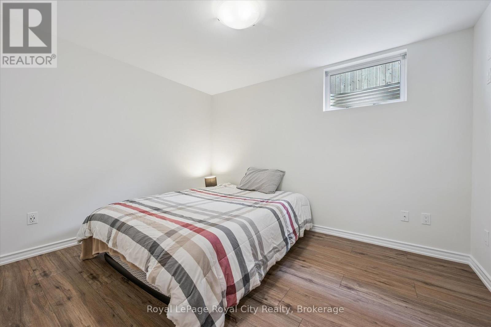 16 Creighton Avenue, Guelph, Ontario  N1E 0G8 - Photo 34 - X12291670