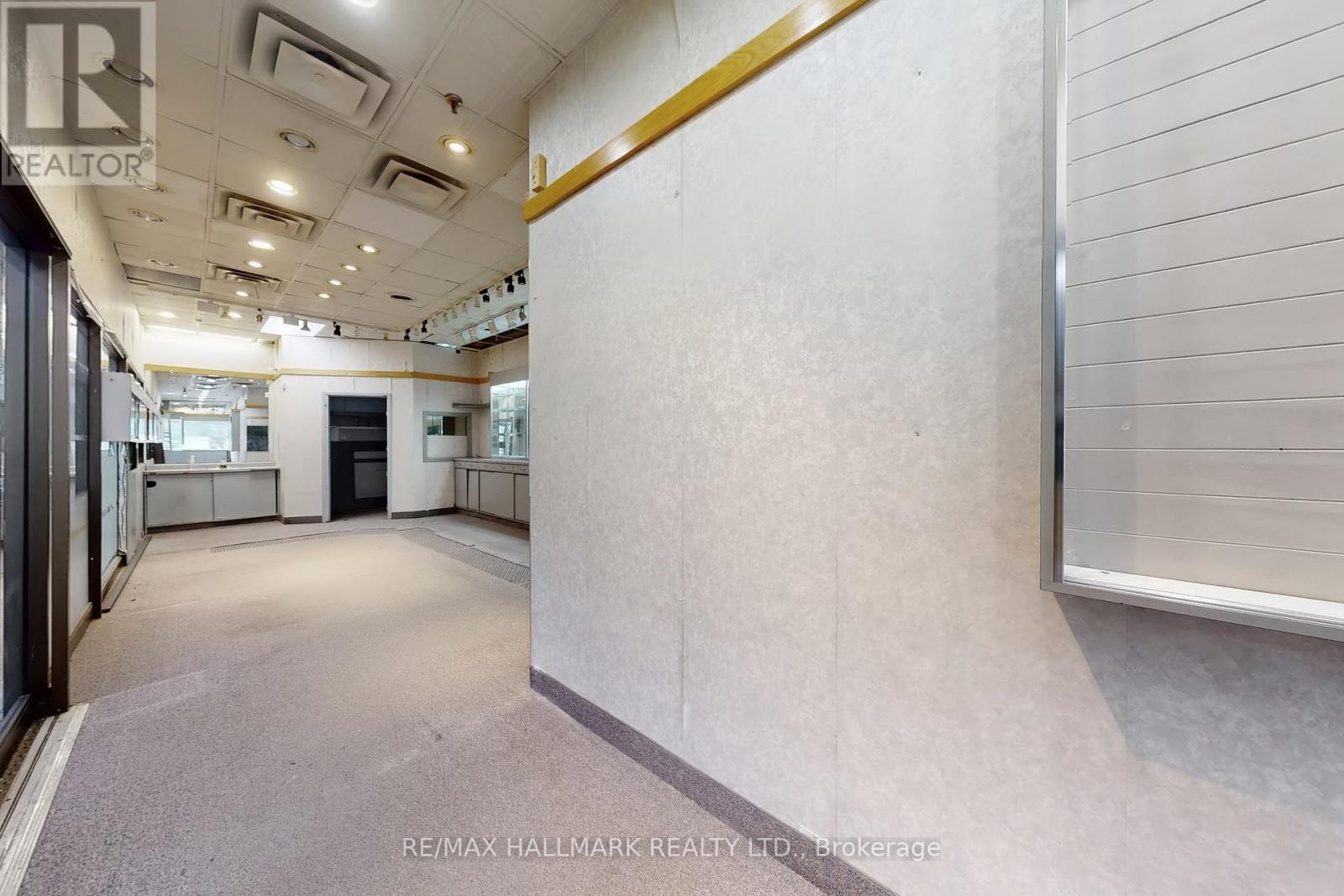 2 & 4(1 Combined Unit) - 301 Spadina Avenue, Toronto, Ontario  M5T 2E6 - Photo 29 - C12291541