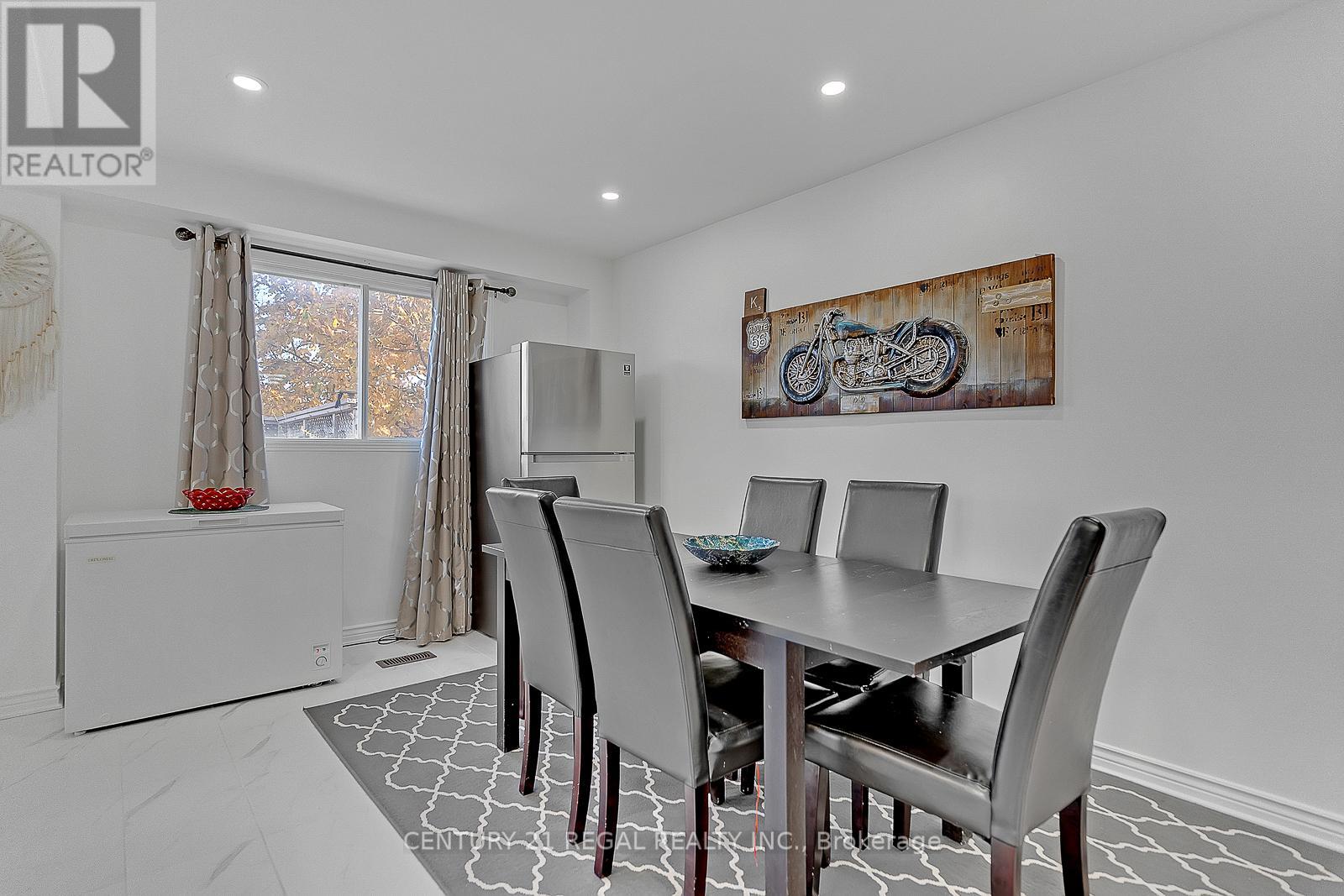 28 Upland Drive, Whitby (Blue Grass Meadows), Ontario  L1N 8H8 - Photo 15 - E12291538