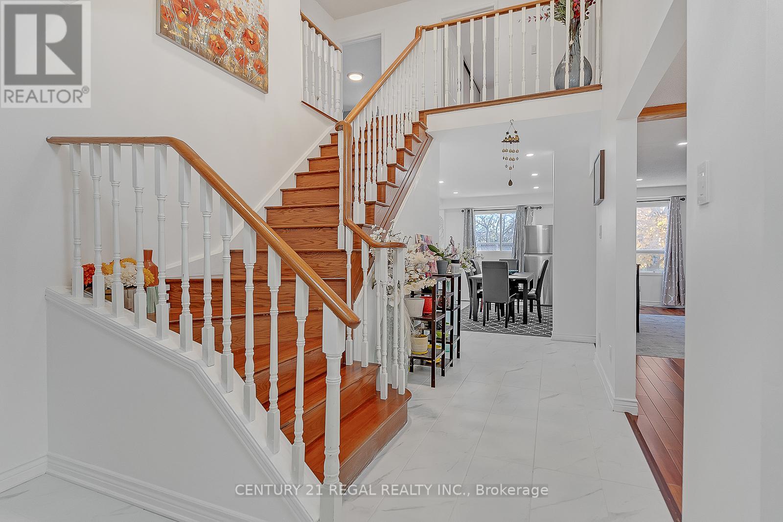 28 Upland Drive, Whitby (Blue Grass Meadows), Ontario  L1N 8H8 - Photo 6 - E12291538