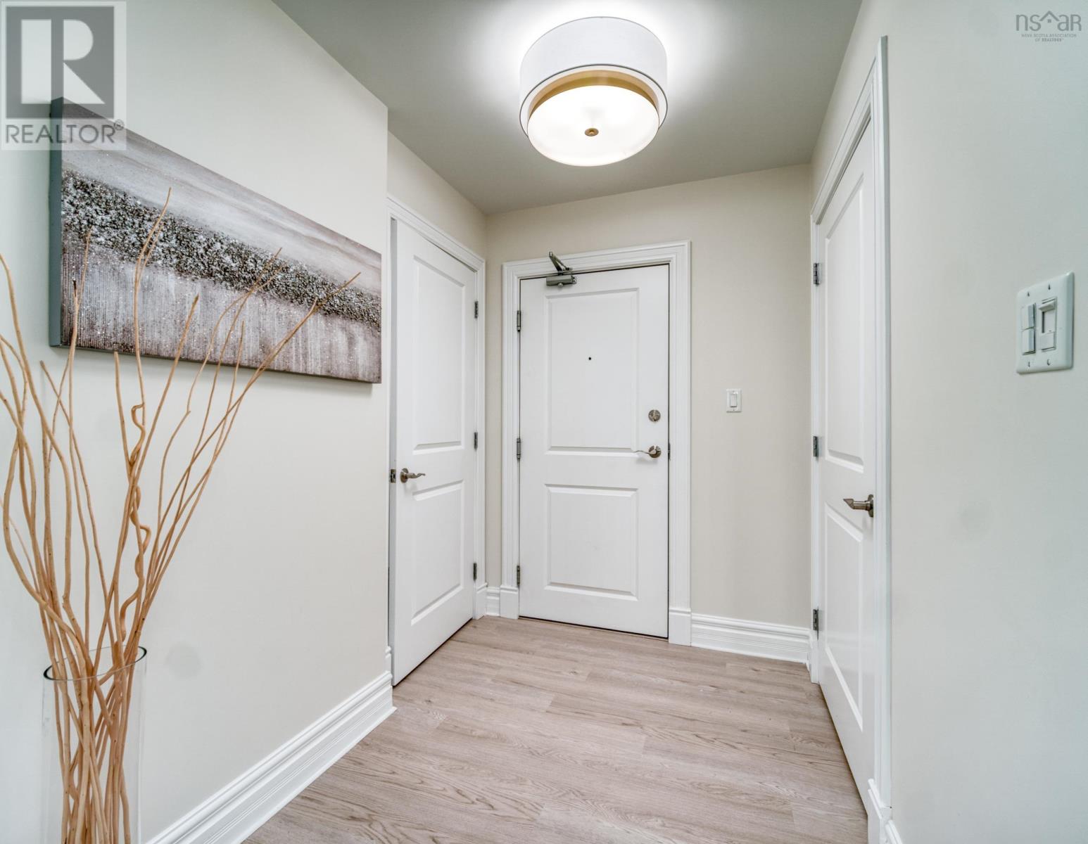 Property at 207 89 Pebblecreek Crescent image 3
