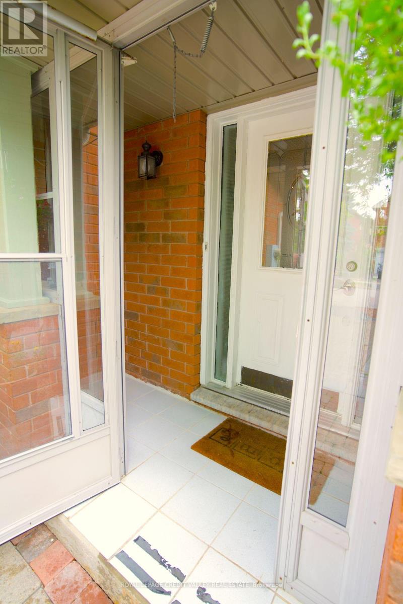 Property at 464 DALMUIR MEWS image 5