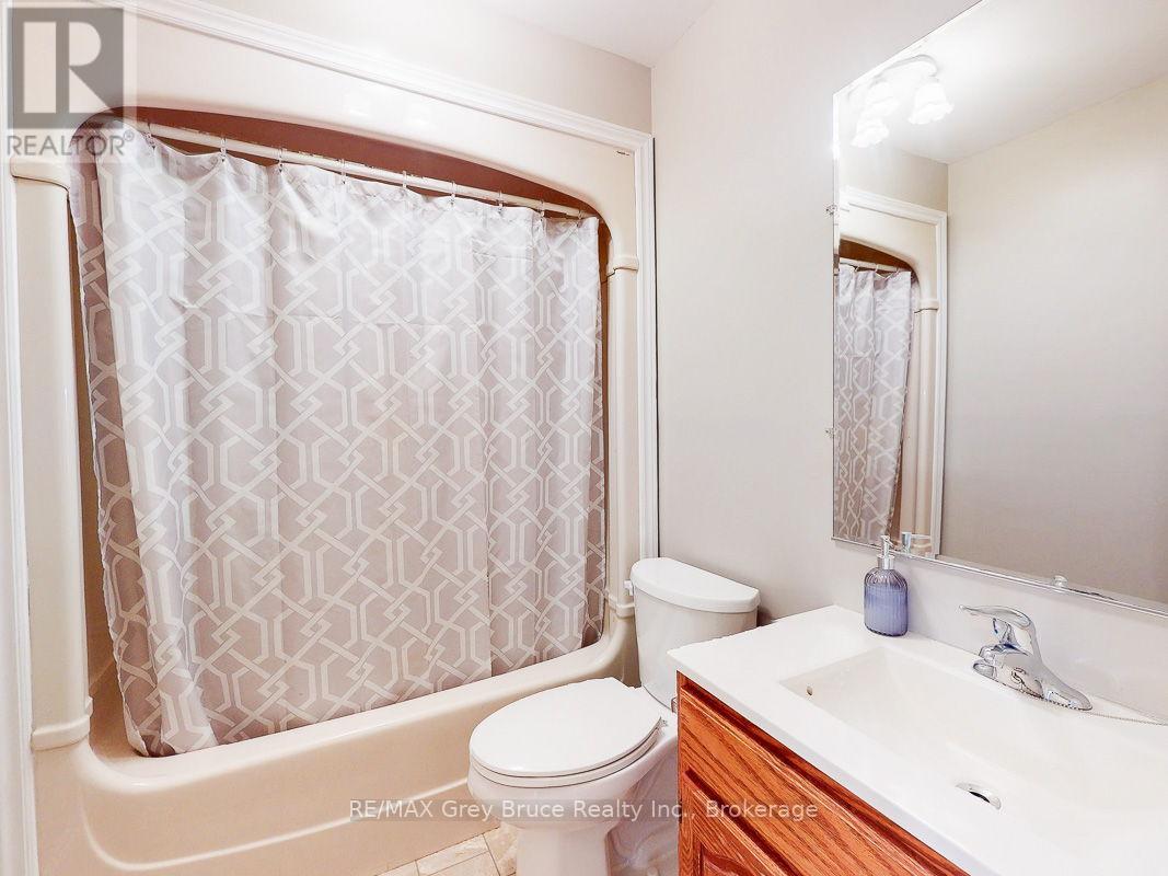 789 6th 'a' Street E, Owen Sound, Ontario N4K 1G6 - Photo 16 - X12291772