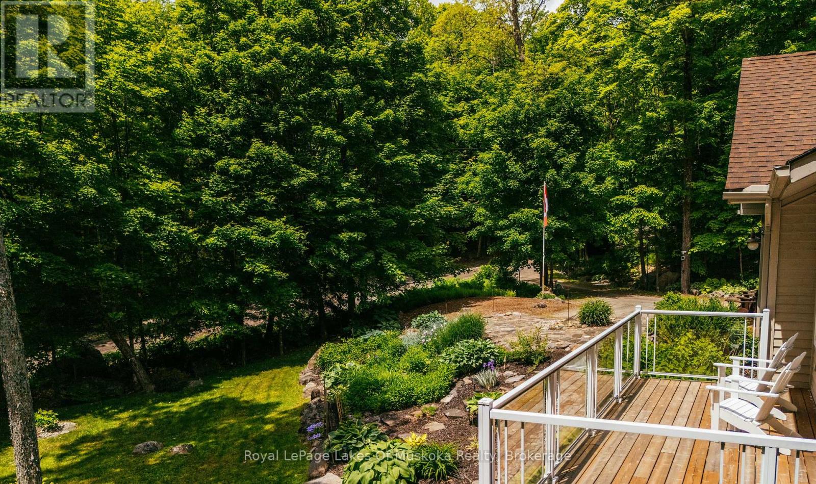 42 Menominee Lake Road, Huntsville, Ontario  P1H 2J3 - Photo 12 - X12291778