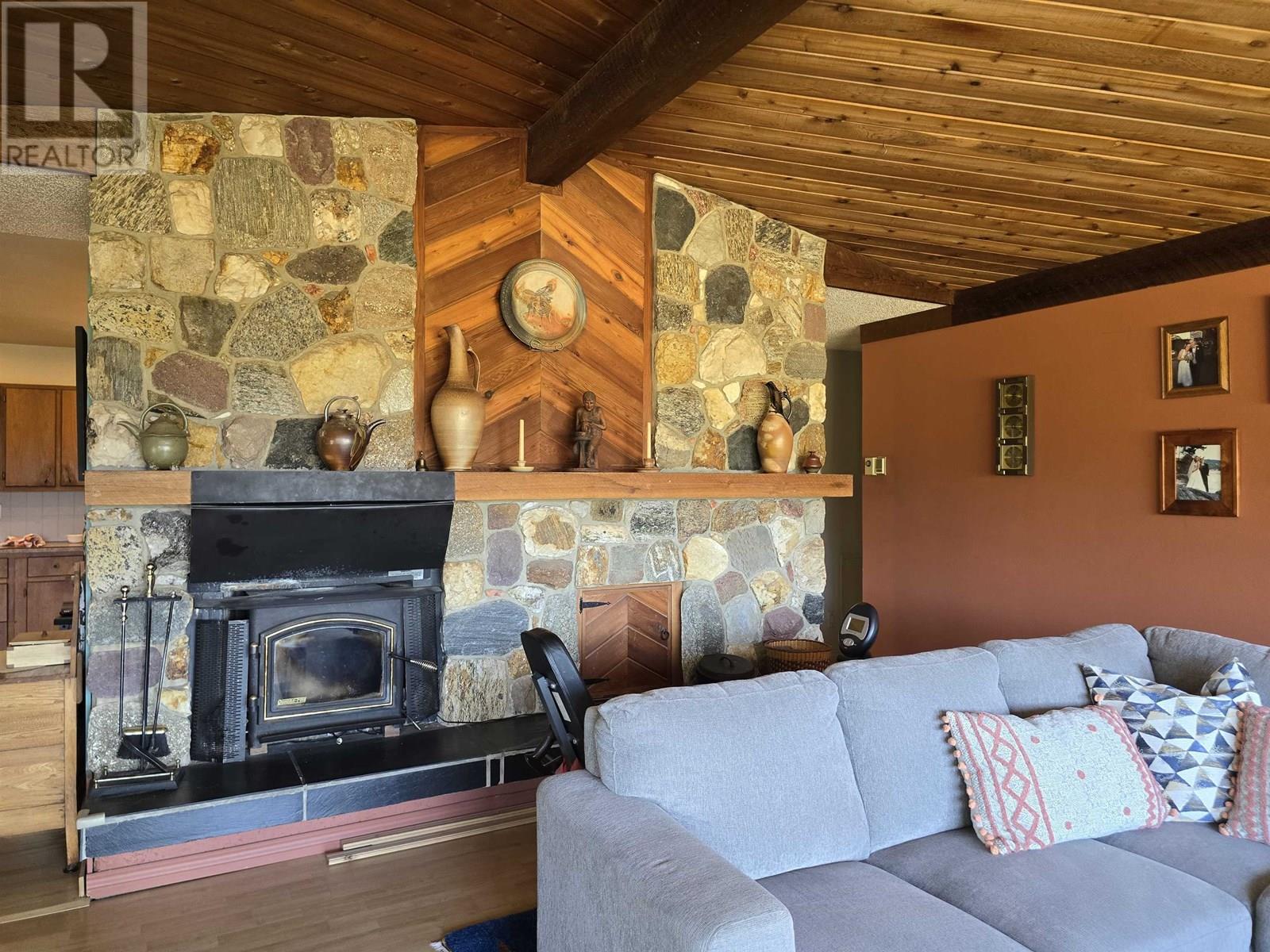 200 Whiskeyfill Road, Valemount, British Columbia  V0E 2Z0 - Photo 5 - R3028119