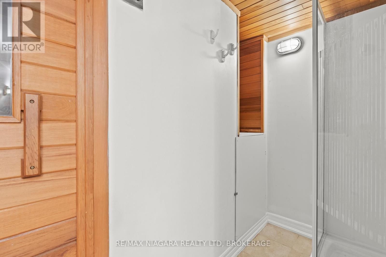 13 - 34 Dynasty Avenue, Hamilton, Ontario  L8G 5C7 - Photo 27 - X12291748