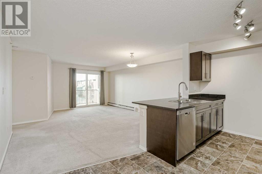 Property at 422, 195 Kincora Glen Road NW image 4