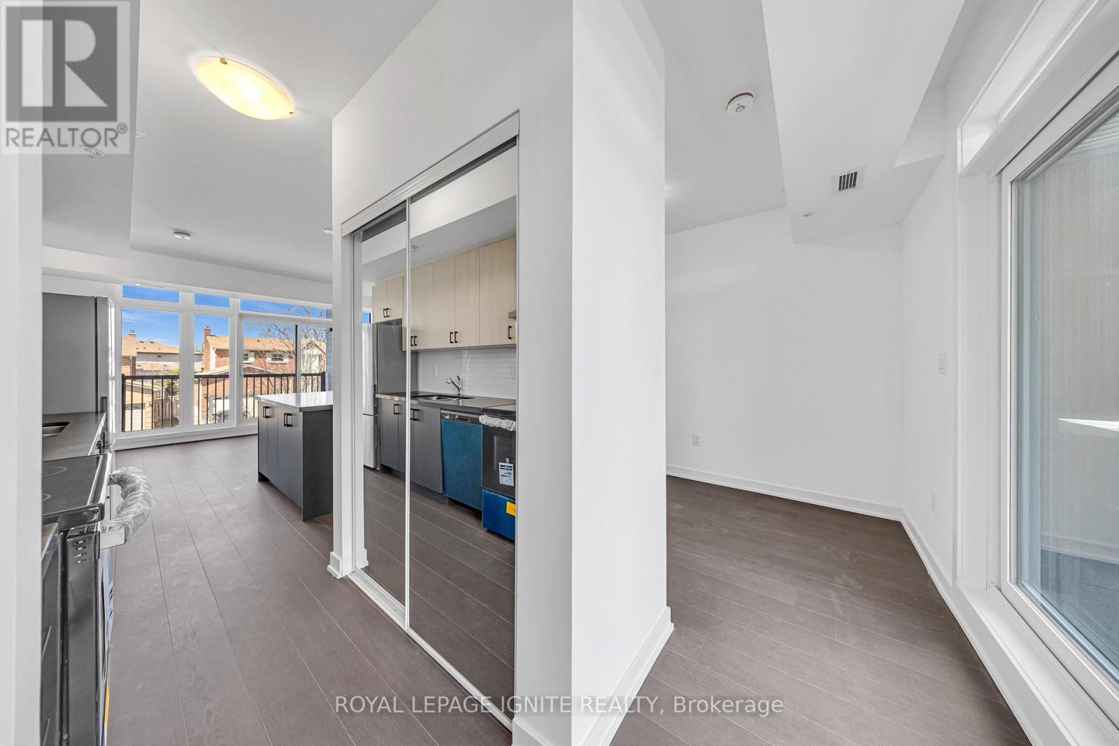 Property at 14 - 188 ANGUS DRIVE image 2