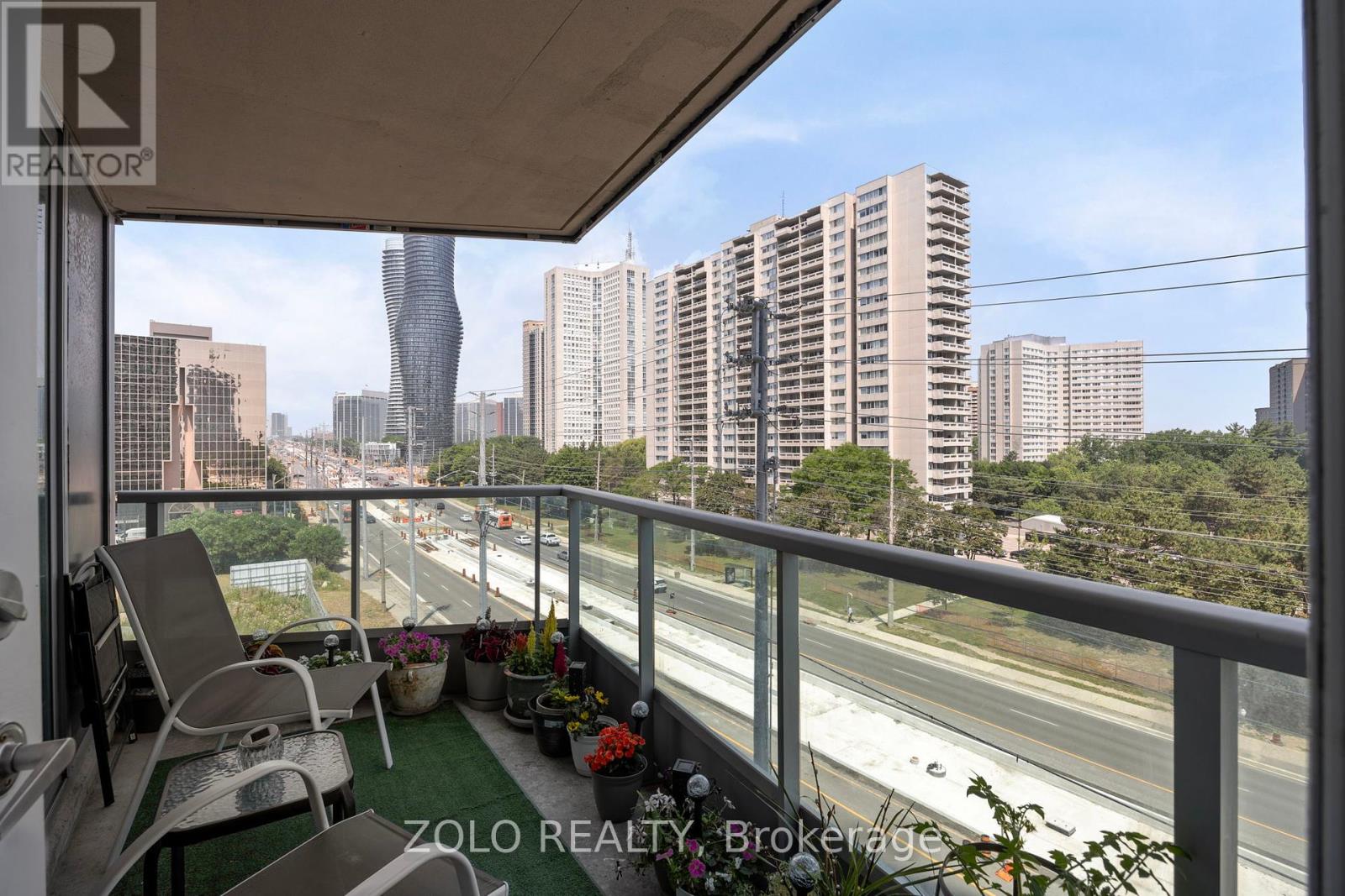 611 - 1 Elm Drive W, Mississauga, Ontario  L5B 4M1 - Photo 15 - W12291581