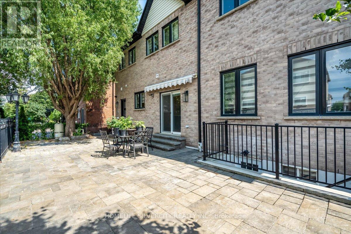 46 Treeline Boulevard, Brampton (Vales Of Castlemore), Ontario  L6P 1E4 - Photo 47 - W12291691