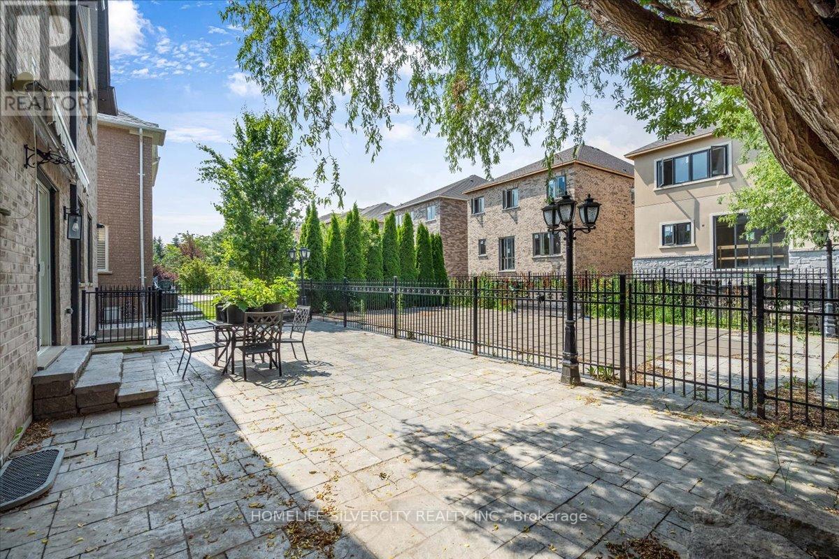 46 Treeline Boulevard, Brampton (Vales Of Castlemore), Ontario  L6P 1E4 - Photo 49 - W12291691