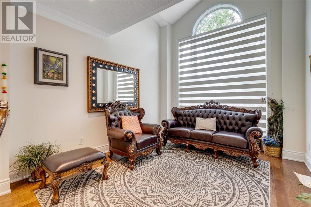 46 Treeline Boulevard, Brampton (Vales Of Castlemore), Ontario  L6P 1E4 - Photo 8 - W12291691