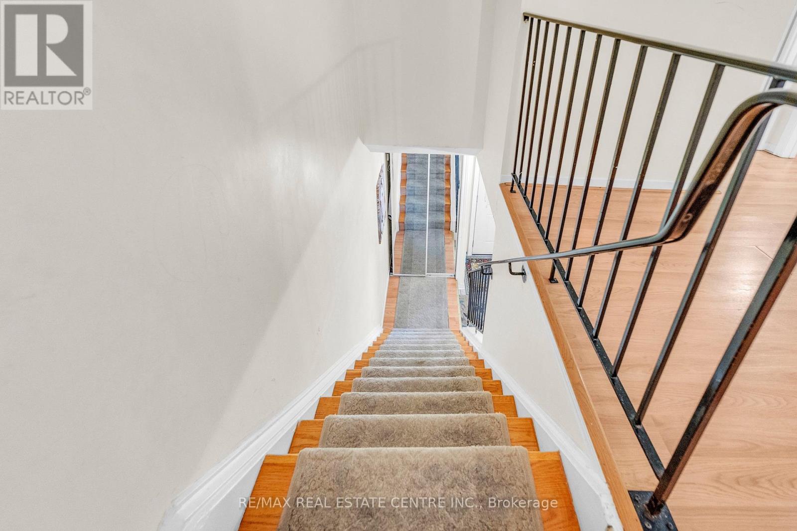 102 - 105 Hansen Road N, Brampton, Ontario  L6V 3C9 - Photo 12 - W12291710