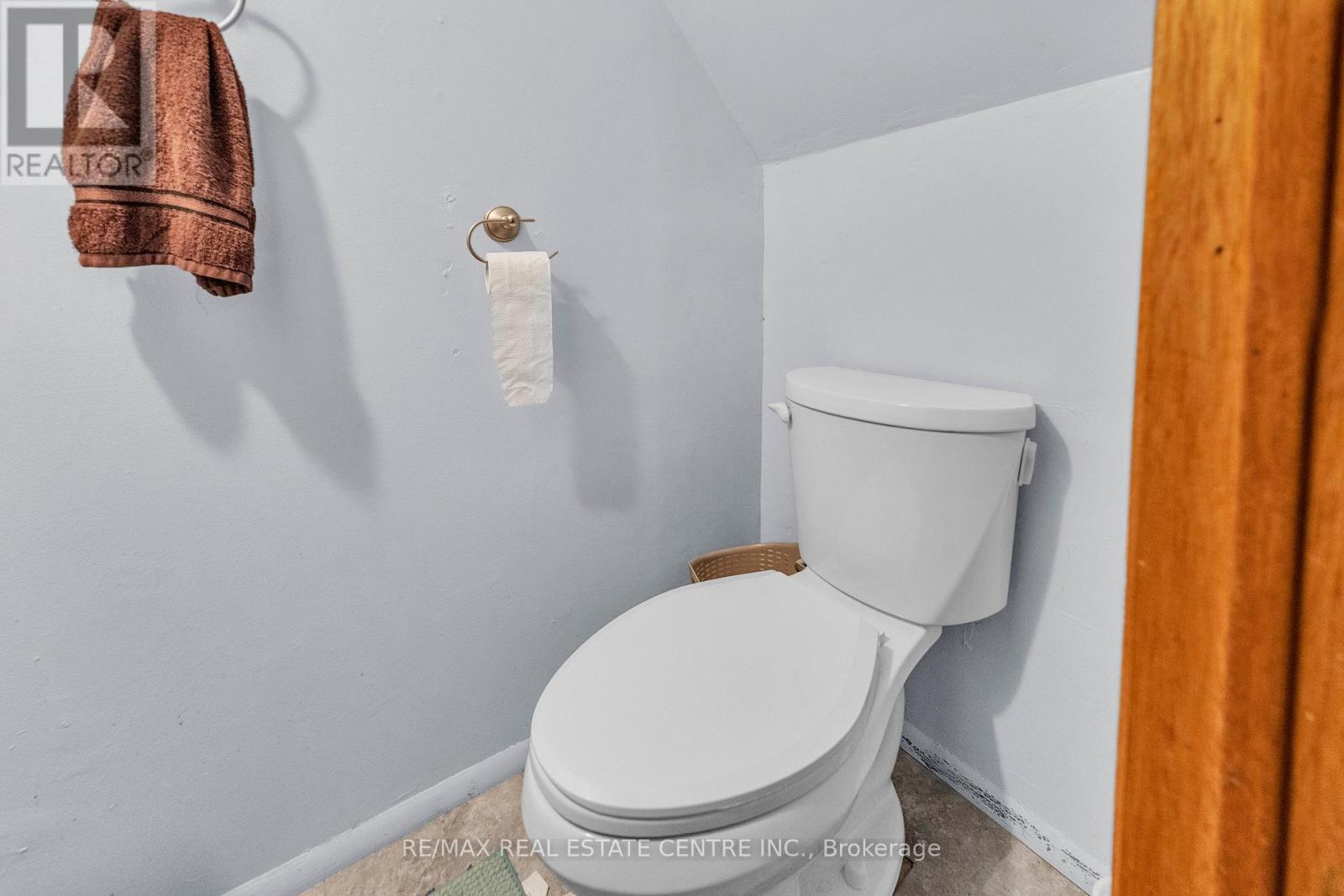 102 - 105 Hansen Road N, Brampton, Ontario  L6V 3C9 - Photo 24 - W12291710