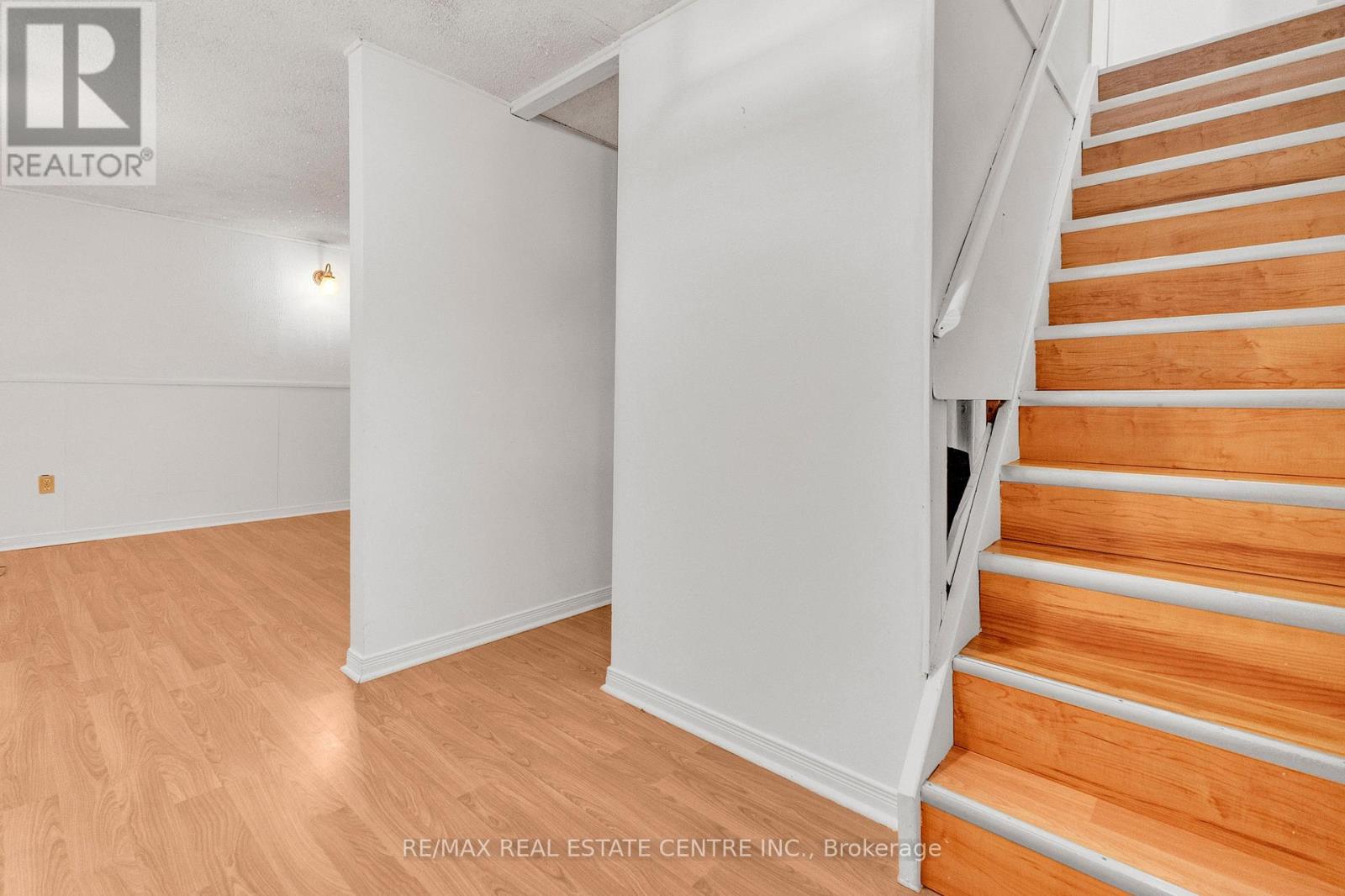 102 - 105 Hansen Road N, Brampton, Ontario  L6V 3C9 - Photo 27 - W12291710