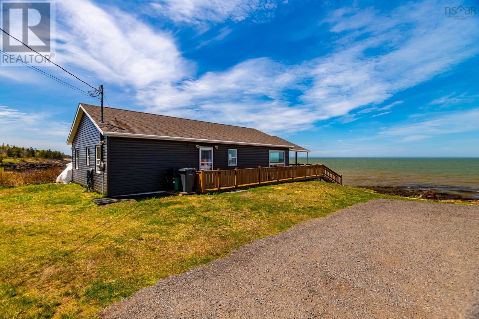41 Sunset Avenue, Phinneys Cove, Nova Scotia  B0S 1L0 - Photo 5 - 202511302