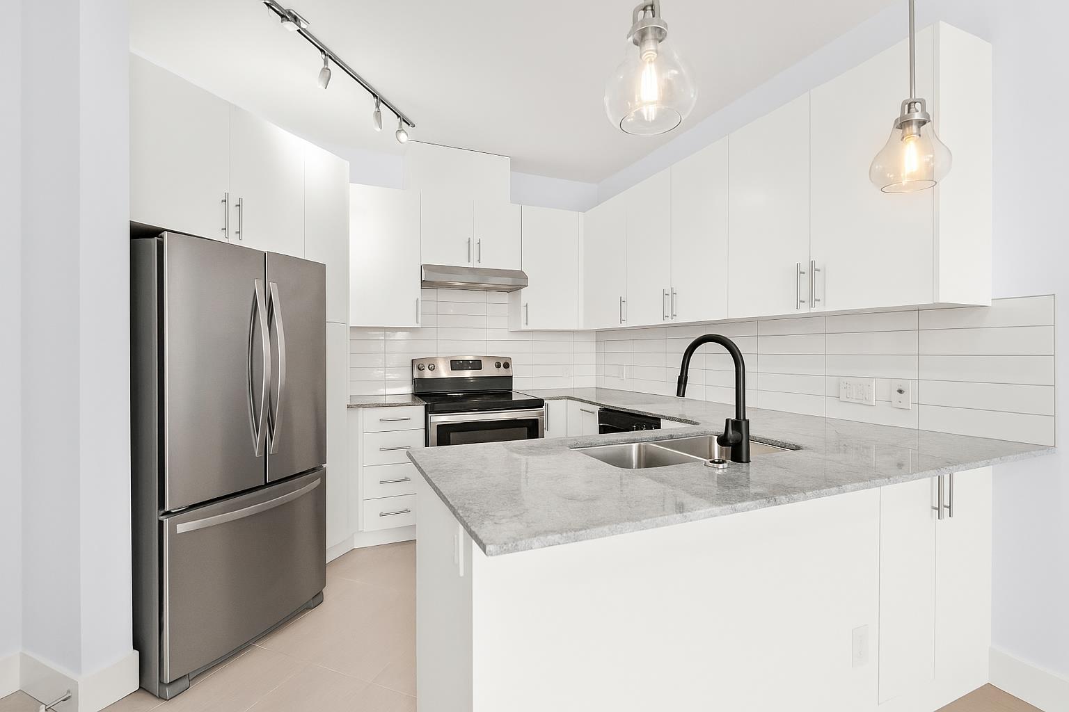 412 15956 86a Avenue, Surrey, British Columbia  V4N 6N8 - Photo 5 - R3027490
