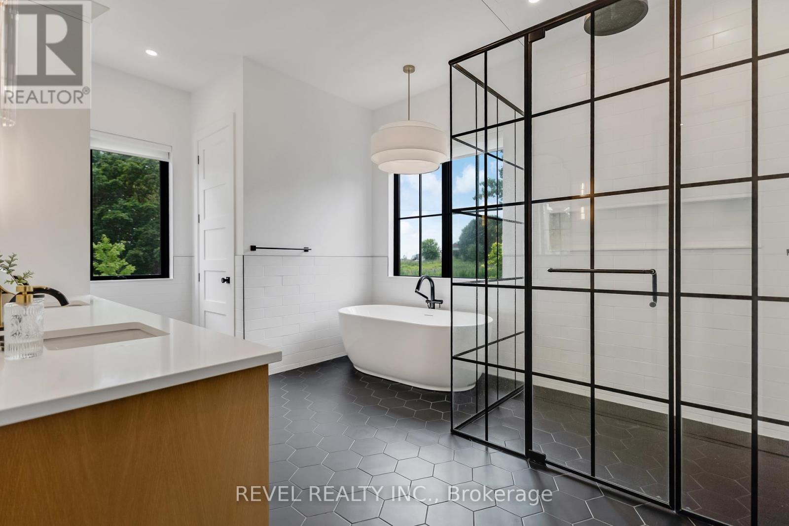 4678 Lobsinger Line, Wellesley, Ontario  N0K 1L0 - Photo 22 - X12291589
