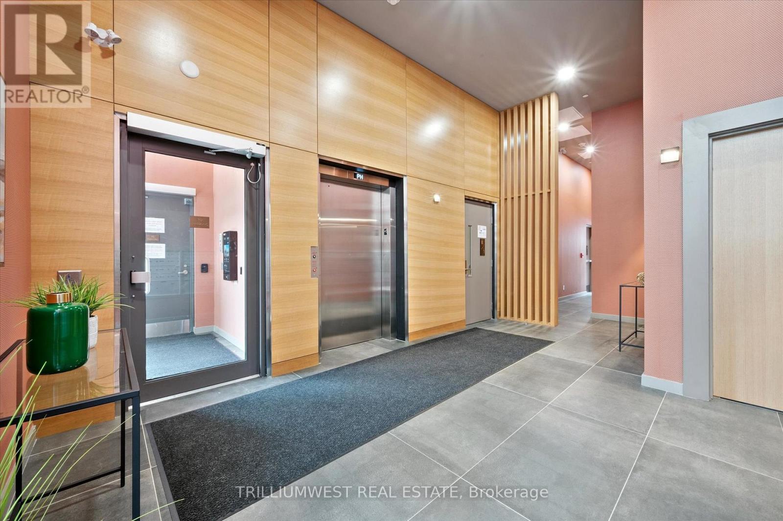Property at 206 - 51 DAVID STREET image 3
