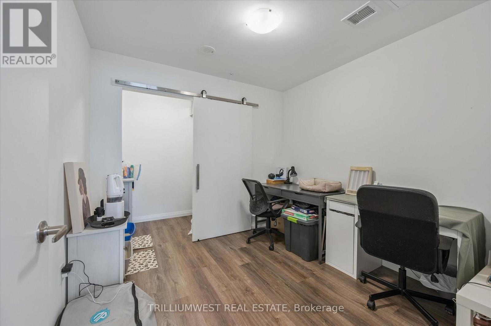 213 - 108 Garment Street, Kitchener, Ontario  N2G 0E2 - Photo 21 - X12291708