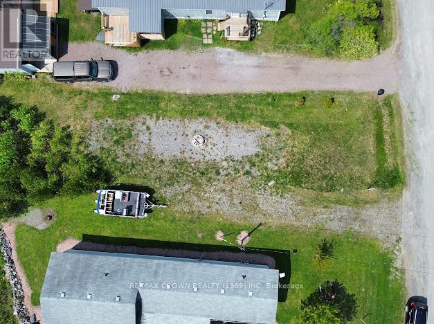 7 Hillcrest Drive, Temagami, Ontario  P0H 2H0 - Photo 3 - X12291897